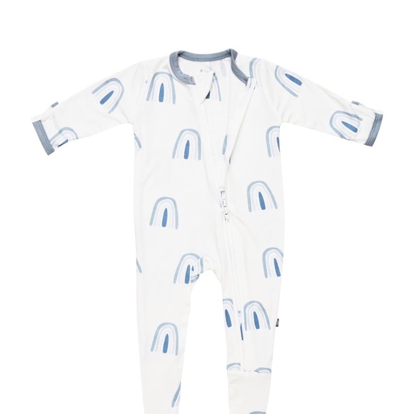 - Kyte BABY Zippered Footie in Fog Rainbow NWT - Picture 4 of 5